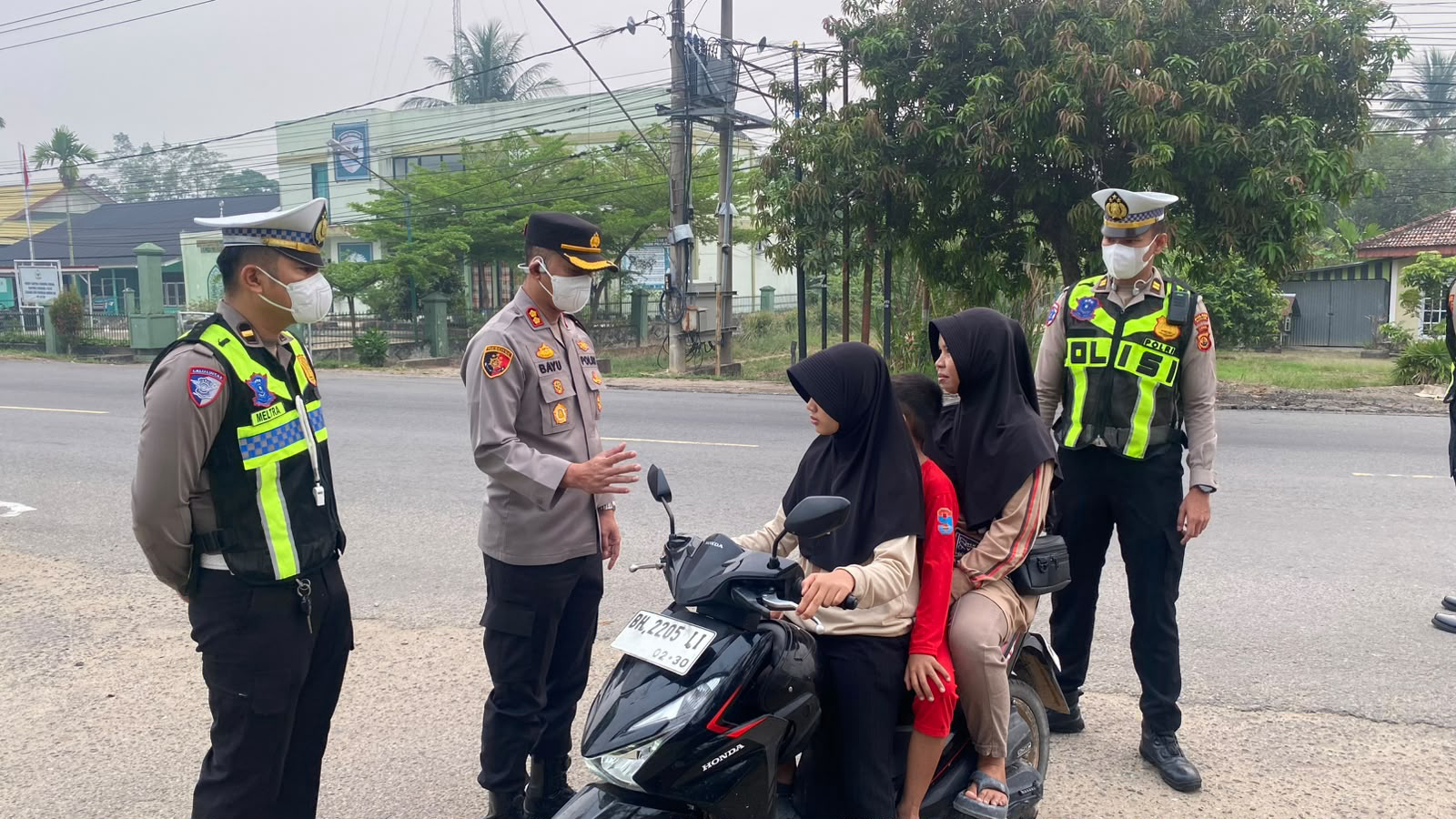 Kapolres Muaro Jambi Pimpin Gatur Pagi, Hadirkan Pelayanan Humanis bagi Masyarakat